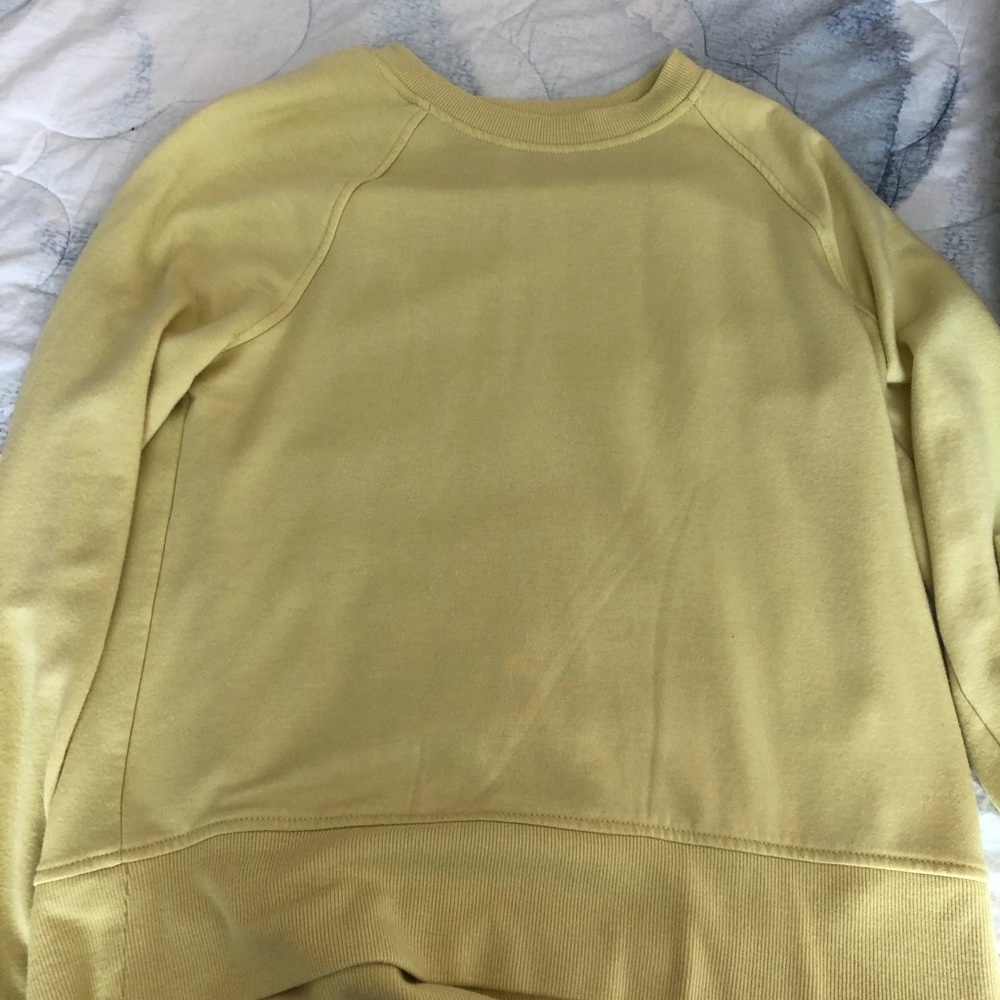 sweatshirt